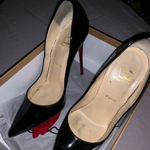 Black Christian Louboutin size 40.5 So Kate!